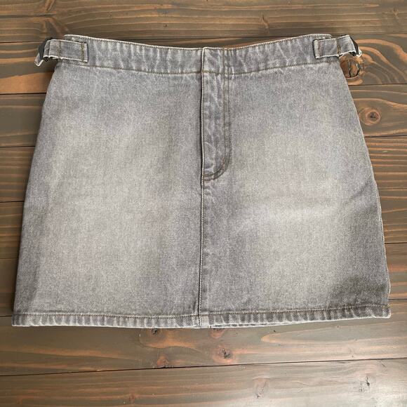 DKNY Urban Aviator Gray Denim Jean Mini Skirt 100% Cotton Back Pockets NWT 4 - Picture 1 of 12